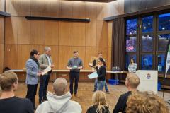 signal-2025-11-12-174126_002